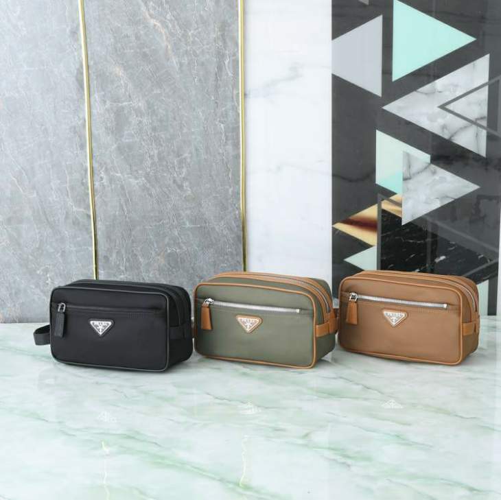 Picture of Prada Handbags _SKUfw239931685fw